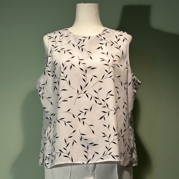 Women’s white polyester sleeveless blouse size XL - Picture 1 of 10